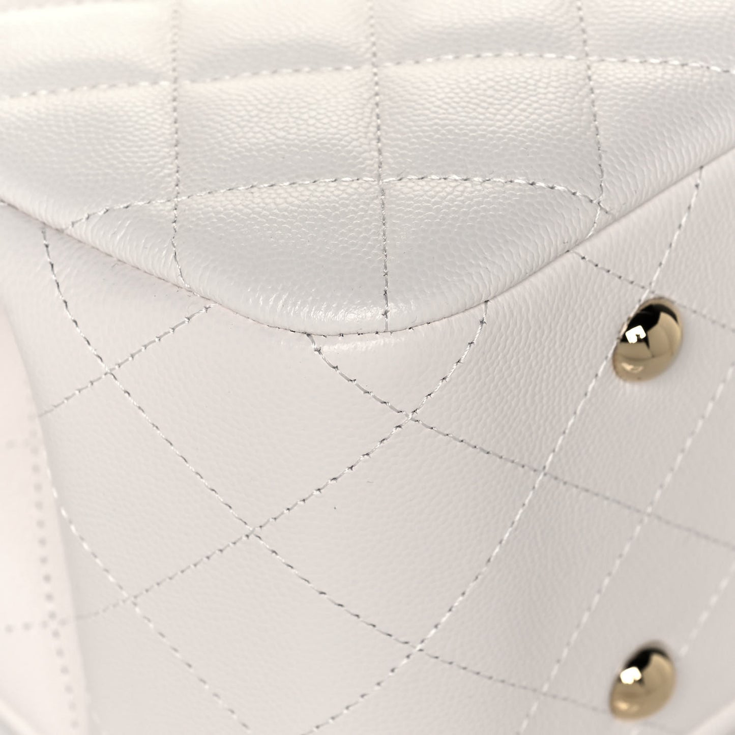 Caviar Quilted Large Classic Shopping Tote White
