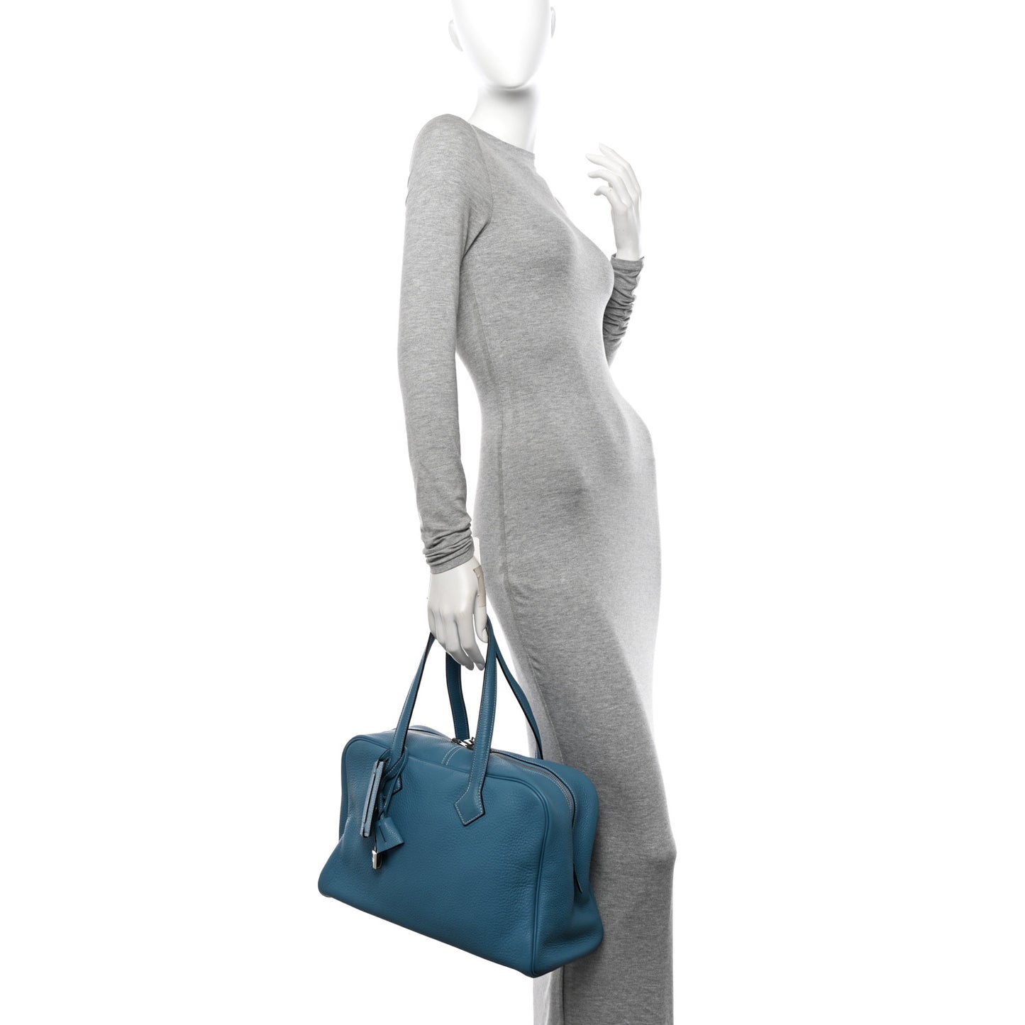 Taurillon Clemence Victoria II 35 Blue Jean