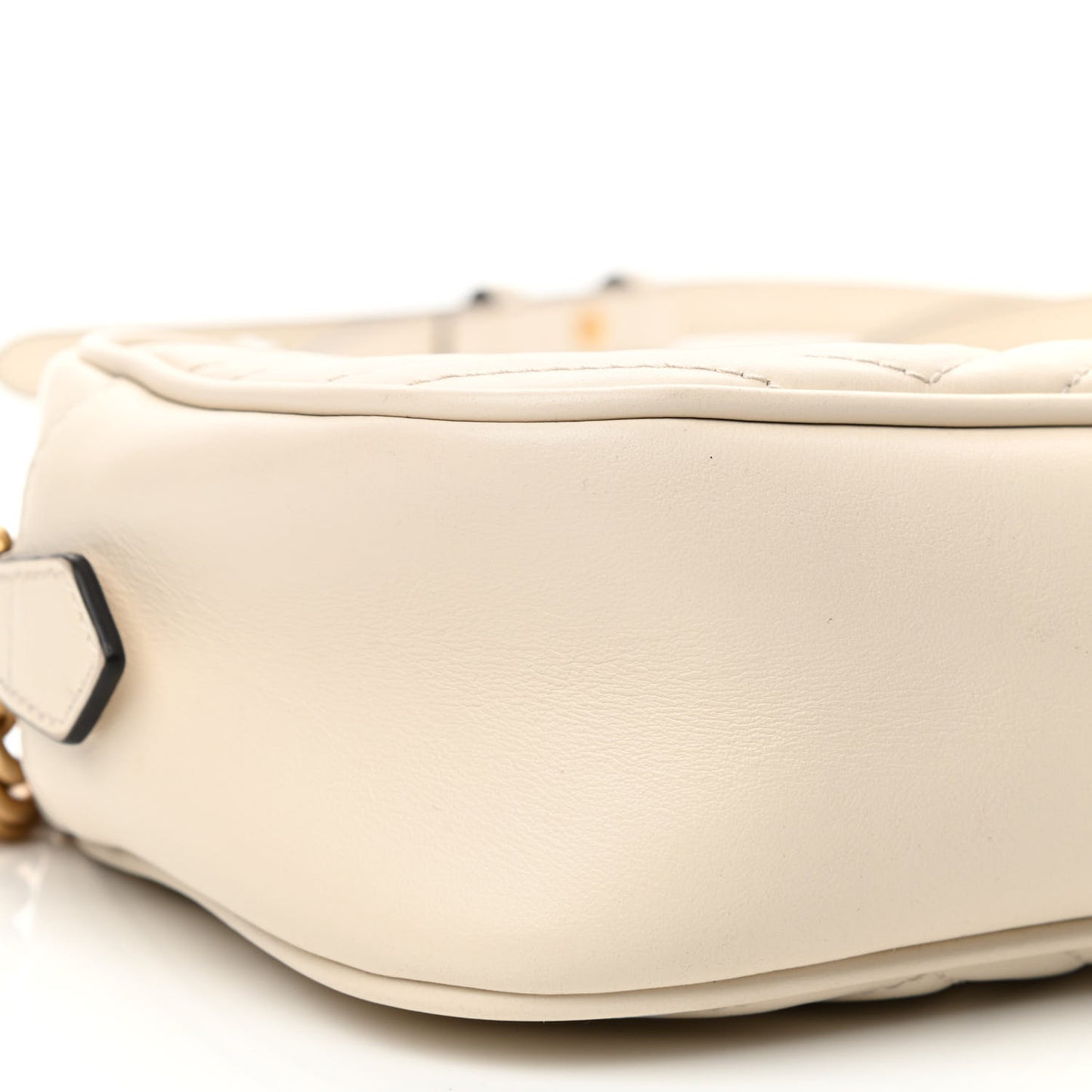 Calfskin Matelasse Small GG Marmont Chain Shoulder Bag White