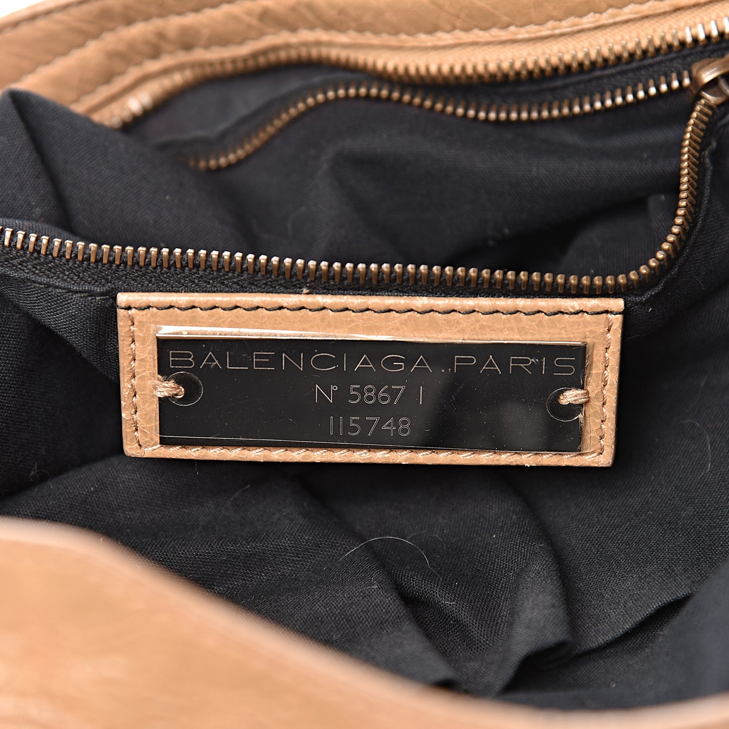 Agneau Classic Hardware City Beige Nougatine
