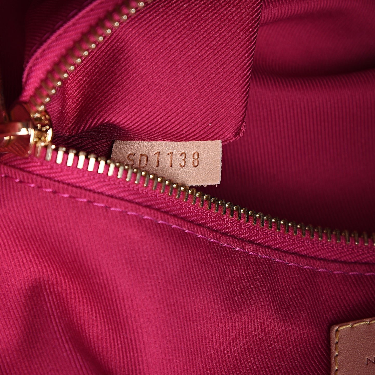 Monogram Graceful PM Pivoine