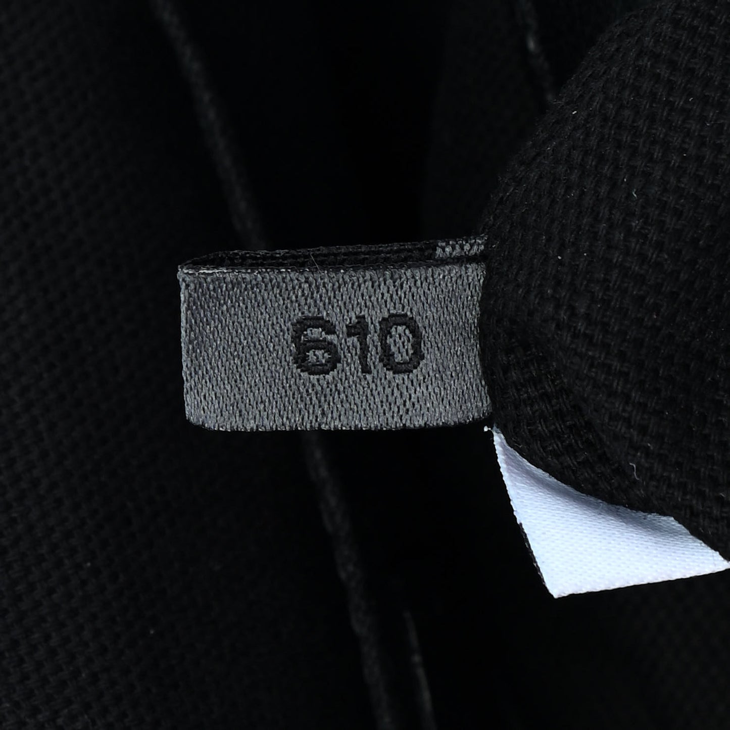 Calfskin Quilted Stam Black