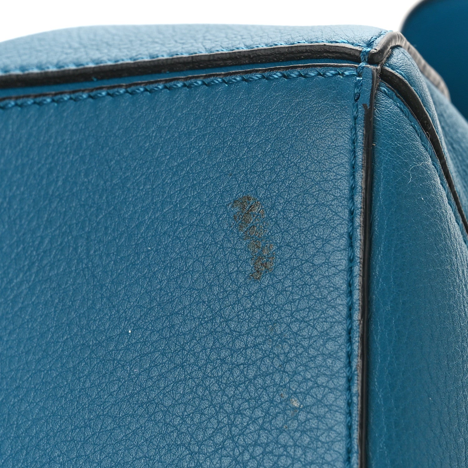 Loewe X SPIRITED AWAY Calfskin Bo Mouse Small Puzzle Bag Lagoon Blue 9 of 9