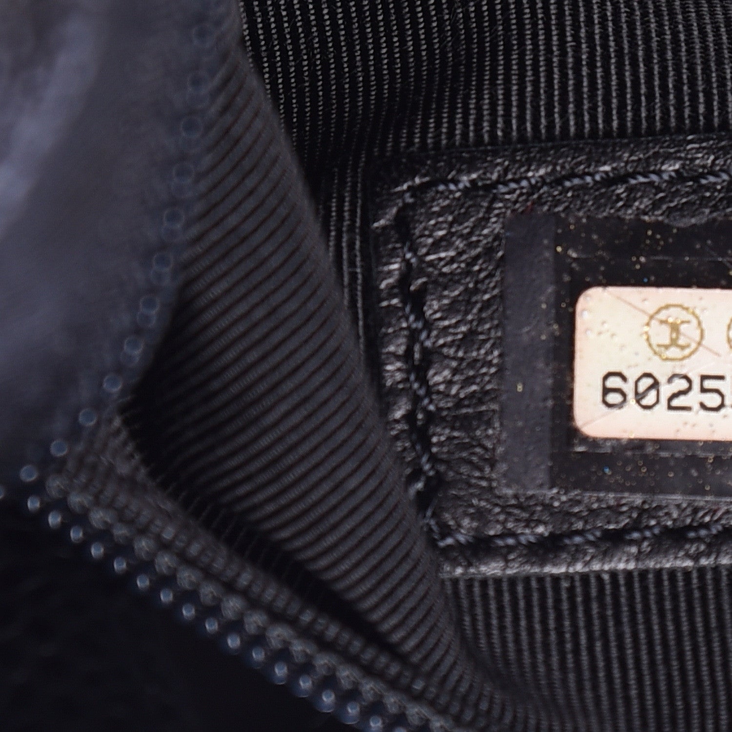 Chanel Caviar CC Tote Black 7 of 16