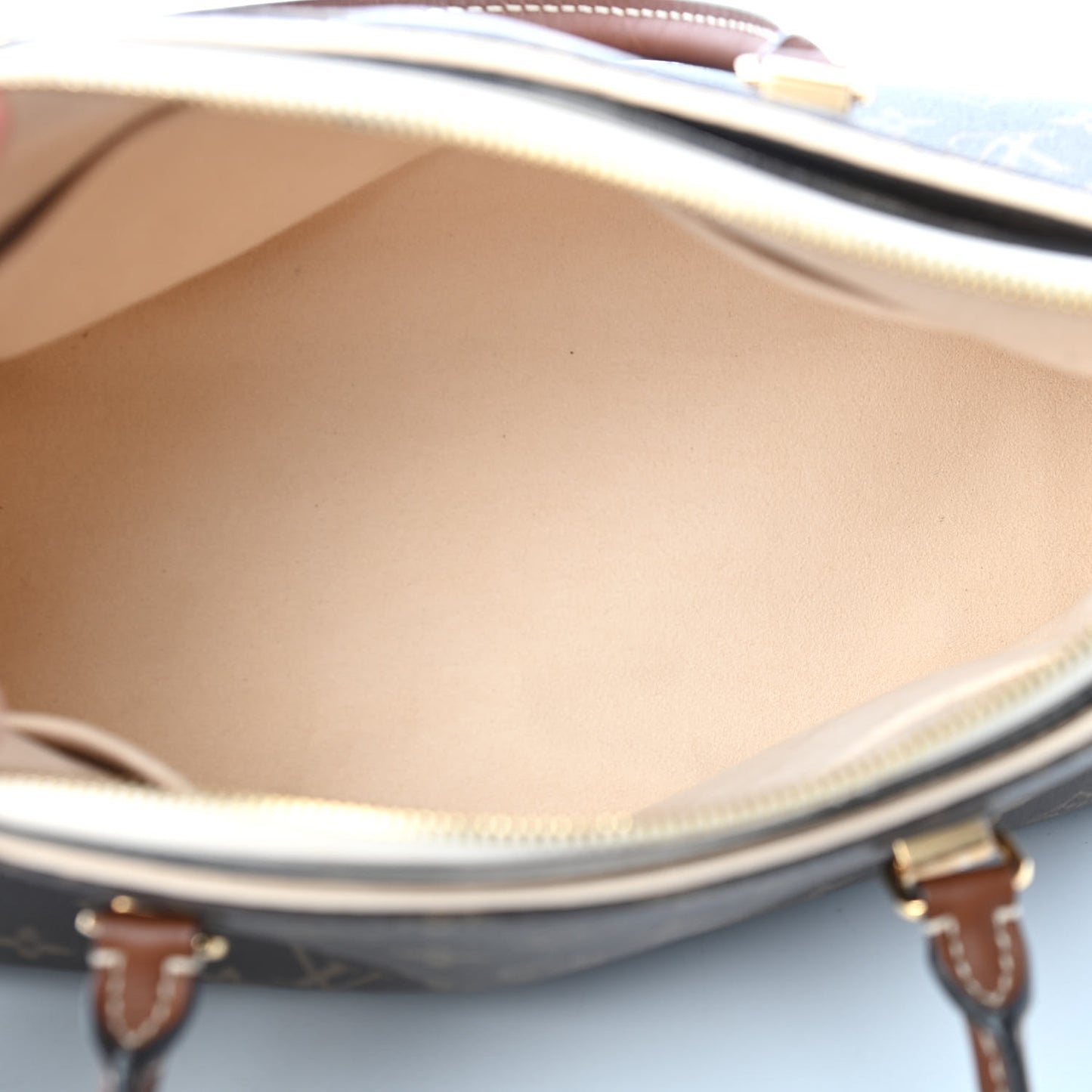 Monogram Pallas Full Creme