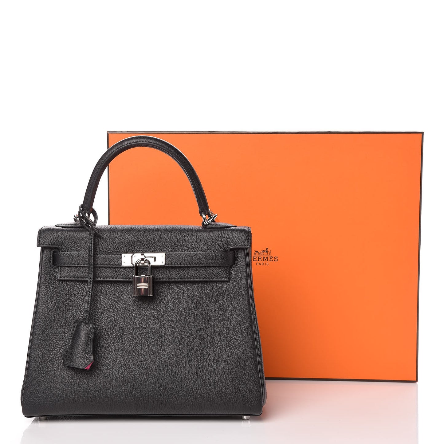Togo Horseshoe Kelly Retourne 25 Black Magnolia