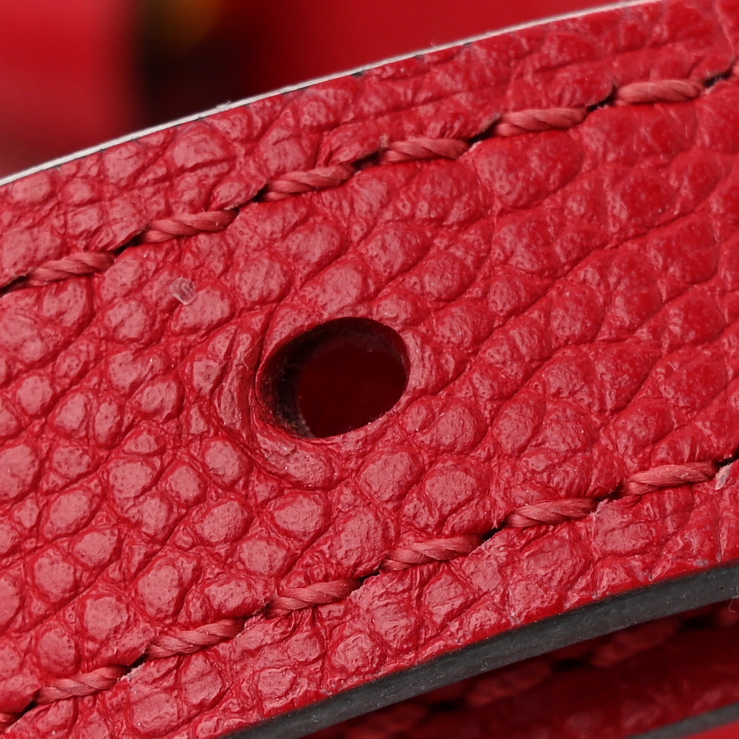 Louis Vuitton Empreinte Pochette Metis Scarlet 14 of 16