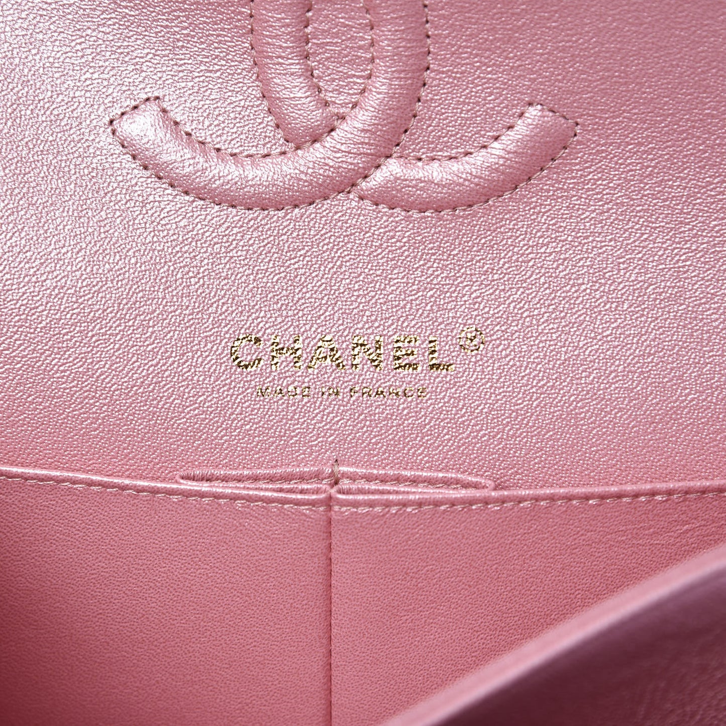 Iridescent Caviar Quilted Medium Double Flap Rose Pink