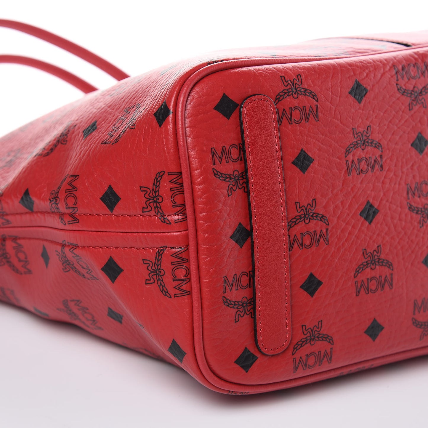 Visetos Medium Liz Reversible Shopper Tote Ruby Red