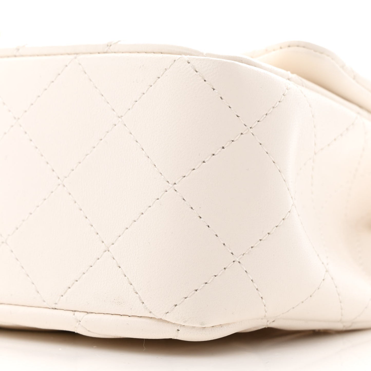 Shiny Lambskin Quilted Small Single Flap Ecru