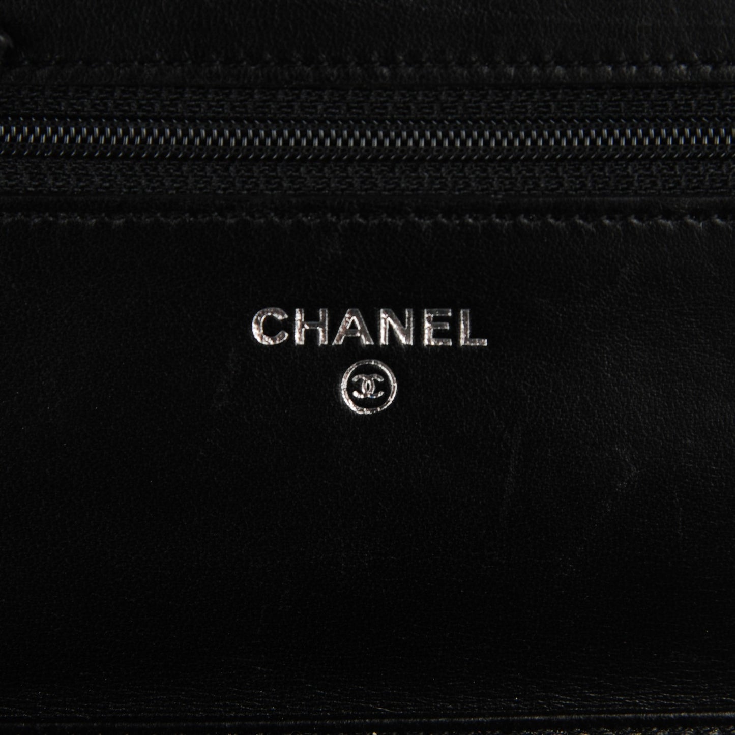 Lambskin Camellia Wallet on Chain WOC Black