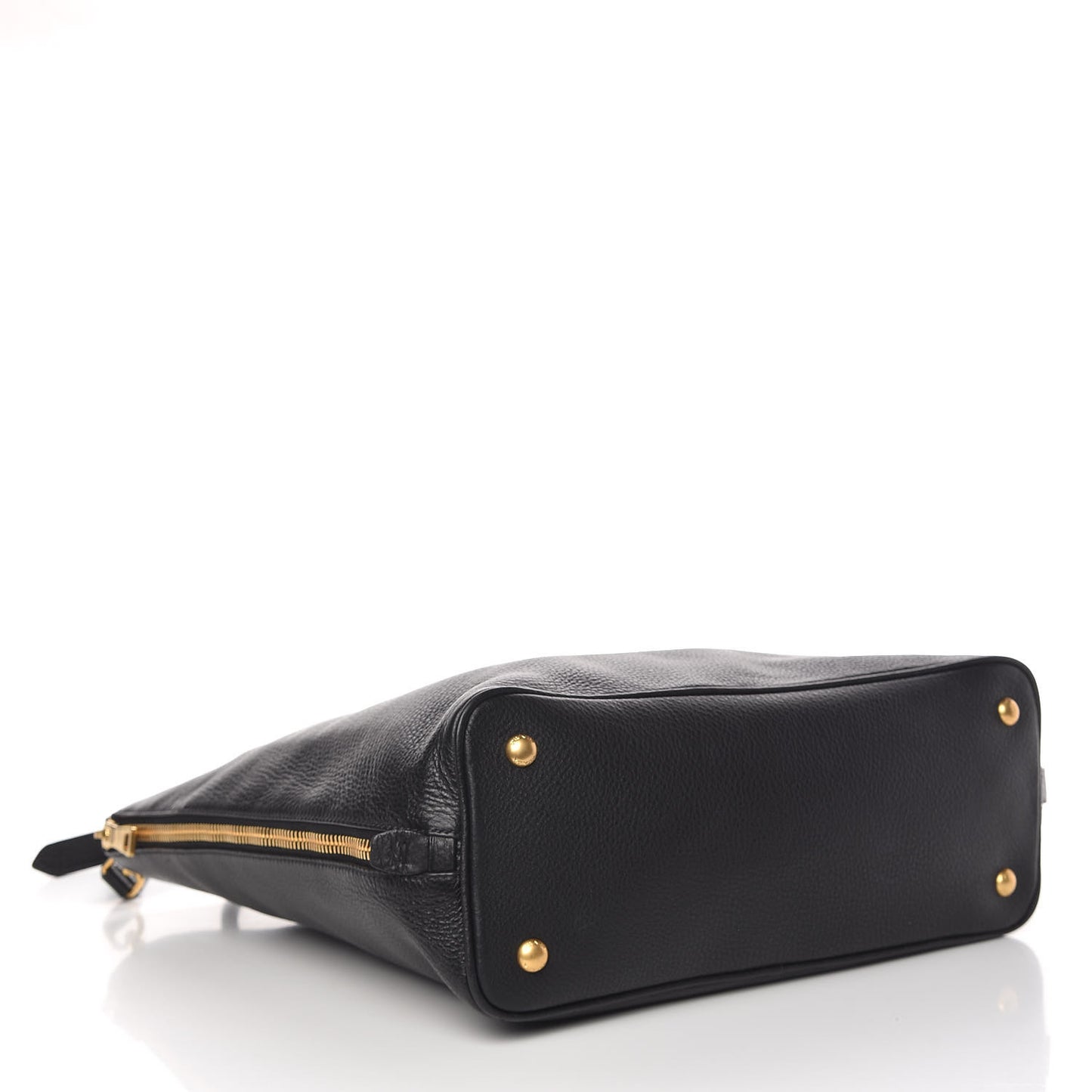 Vitello Daino Side Zip Tote Black