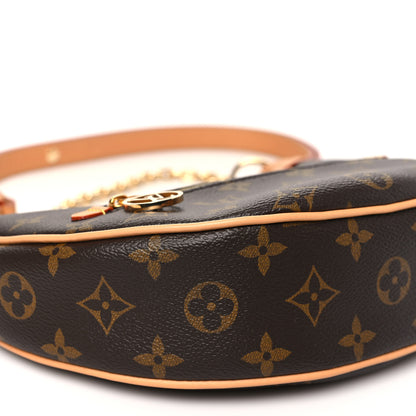 Louis Vuitton Monogram Loop 8 of 9