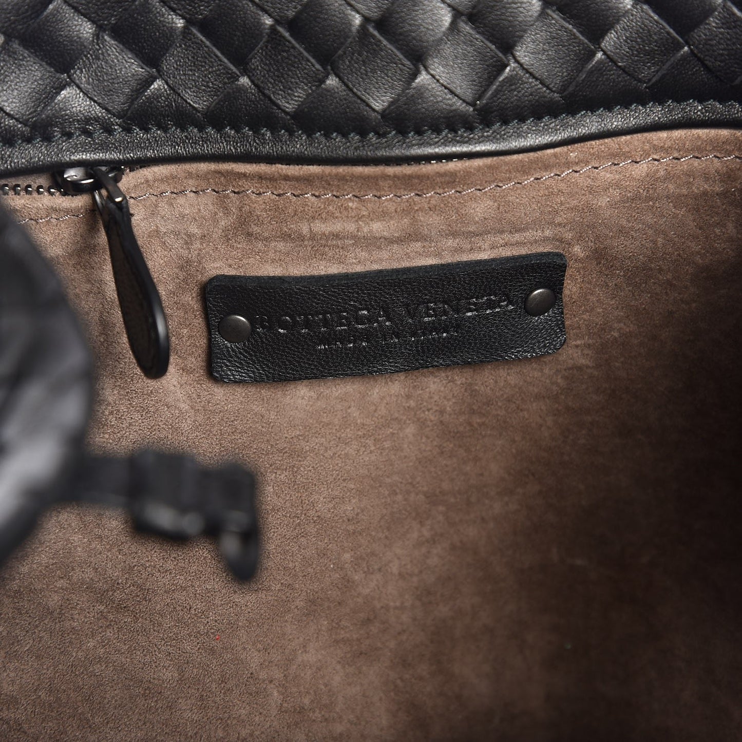 BOTTEGA VENETA Nappa Intrecciato Medium Seamless Tote Black