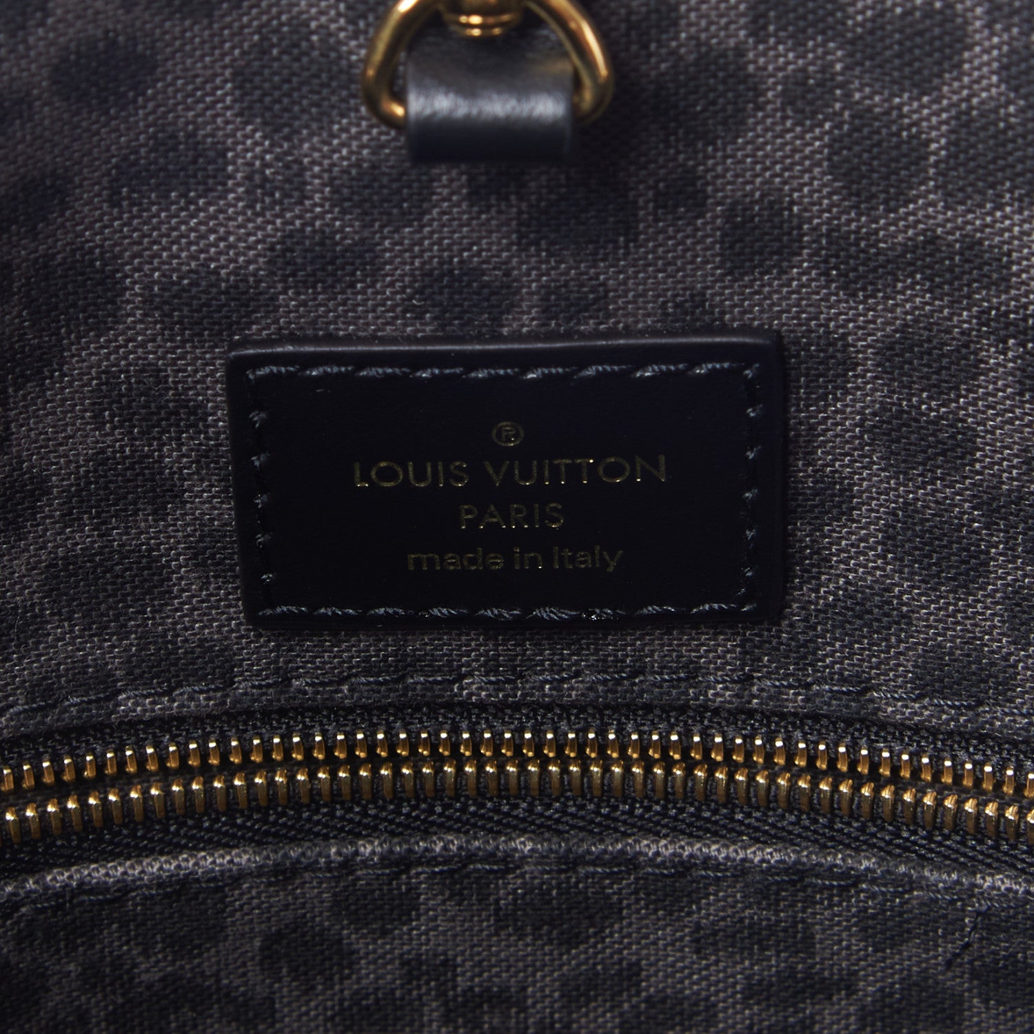 Louis Vuitton Monogram Giant Wild At Heart Onthego GM Black 7 of 7