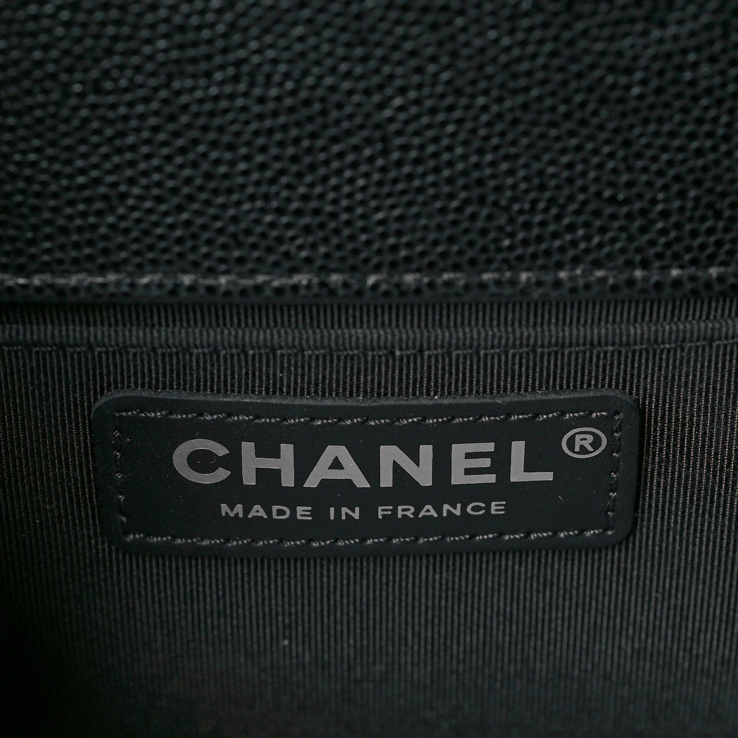 Caviar Quilted Medium Boy Flap Black