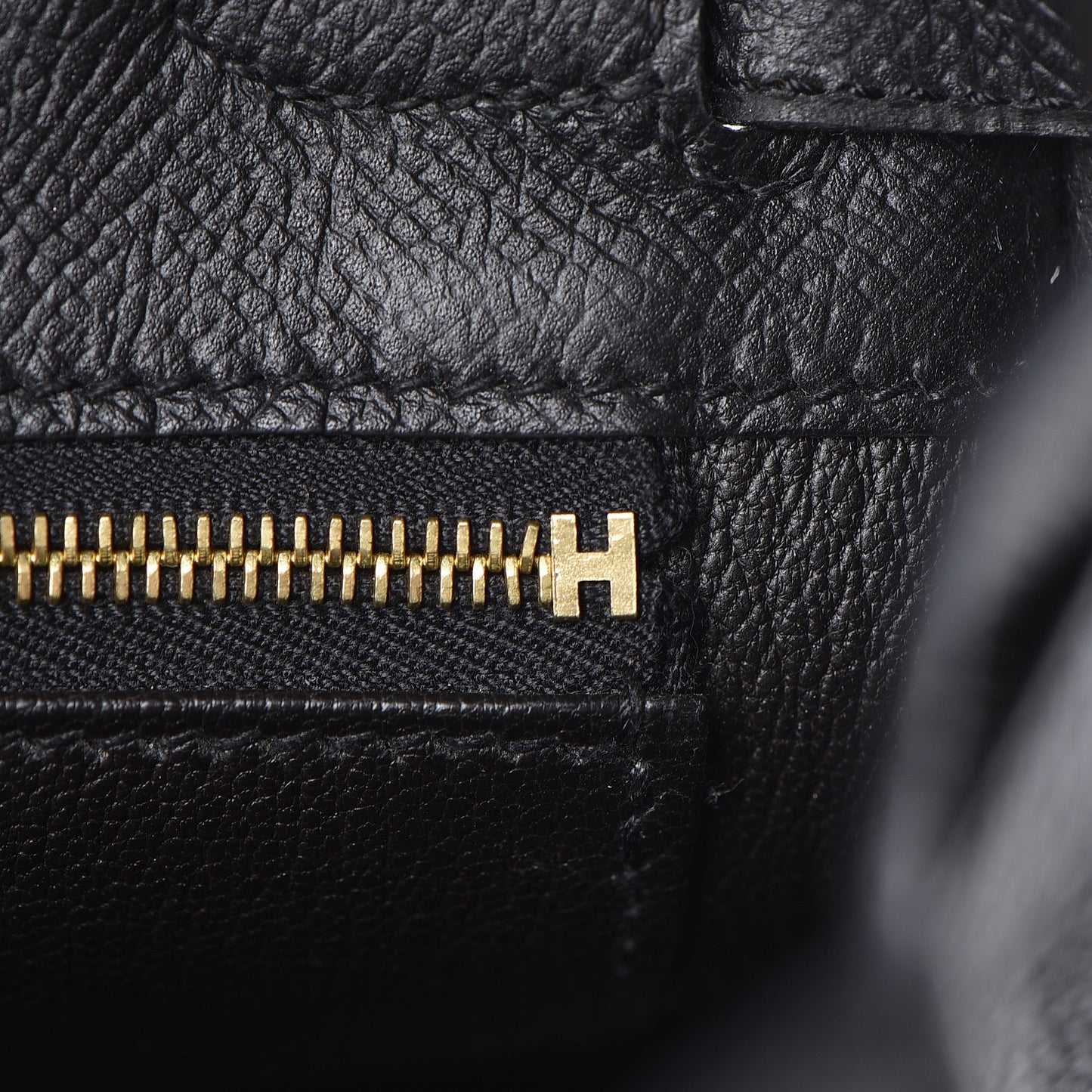 Epsom Kelly Sellier 25 Black