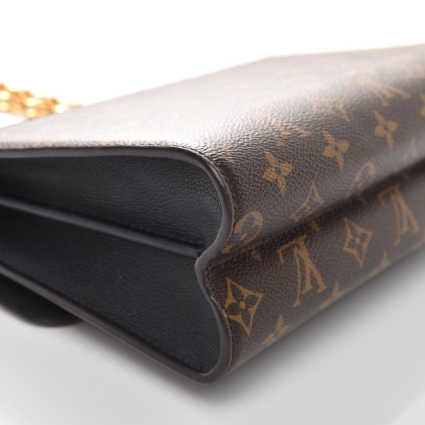 Monogram Victoire Black