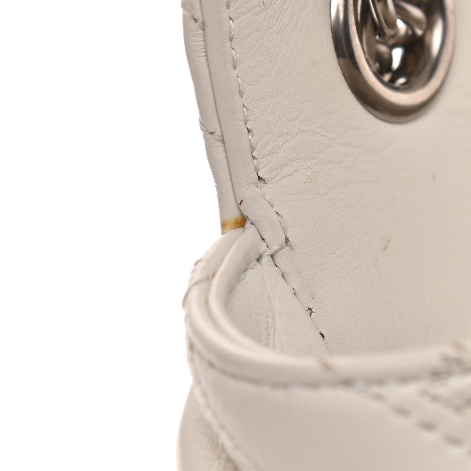 Balenciaga Calfskin Logo Matelasse M BB Chain Shoulder Bag Blanc Neige 12 of 15