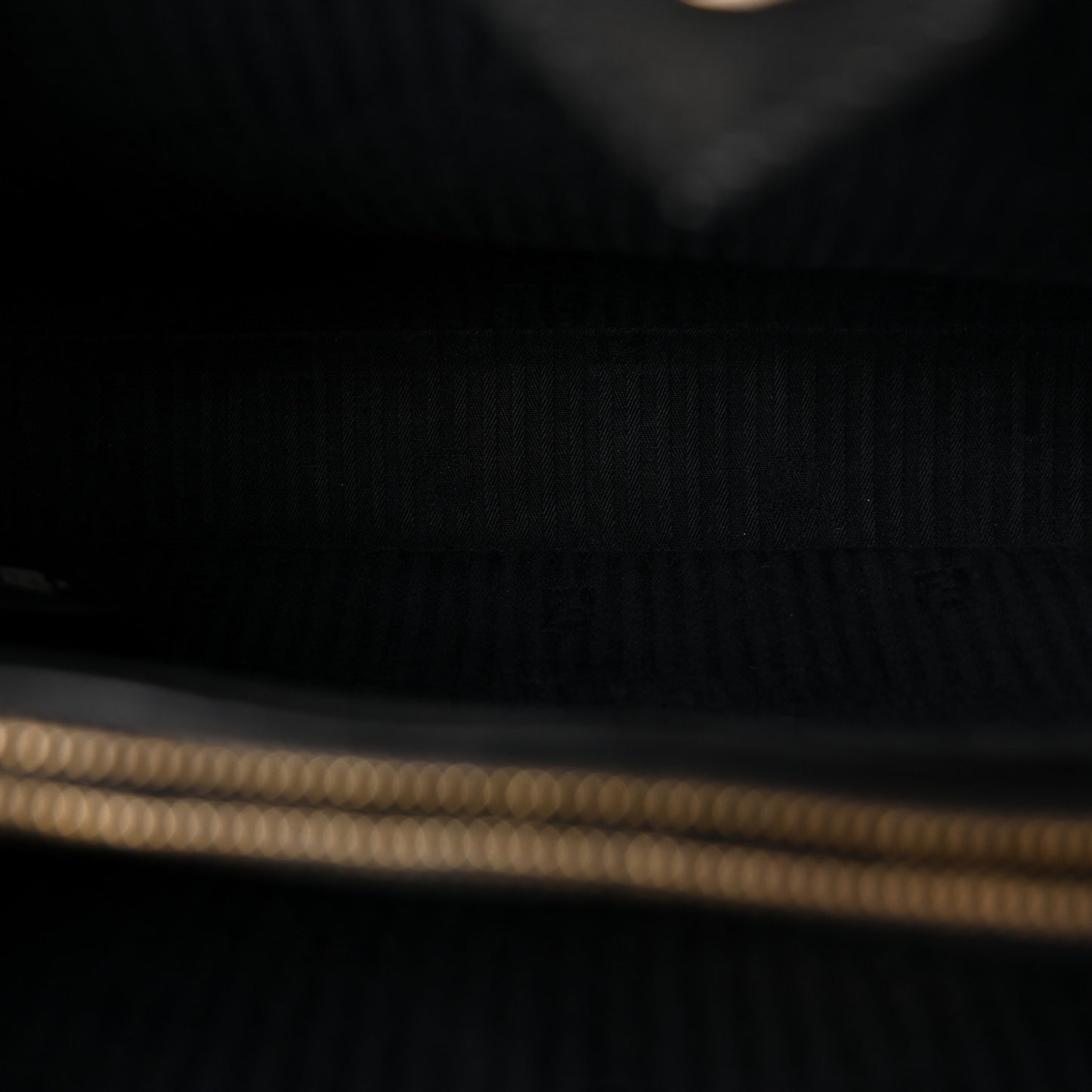 Vitello Elite Petite 2Jours Tote Black