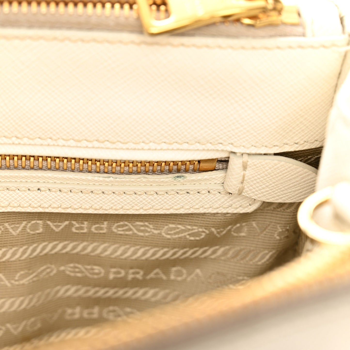 Saffiano Lux Small Galleria Double Zip Tote White