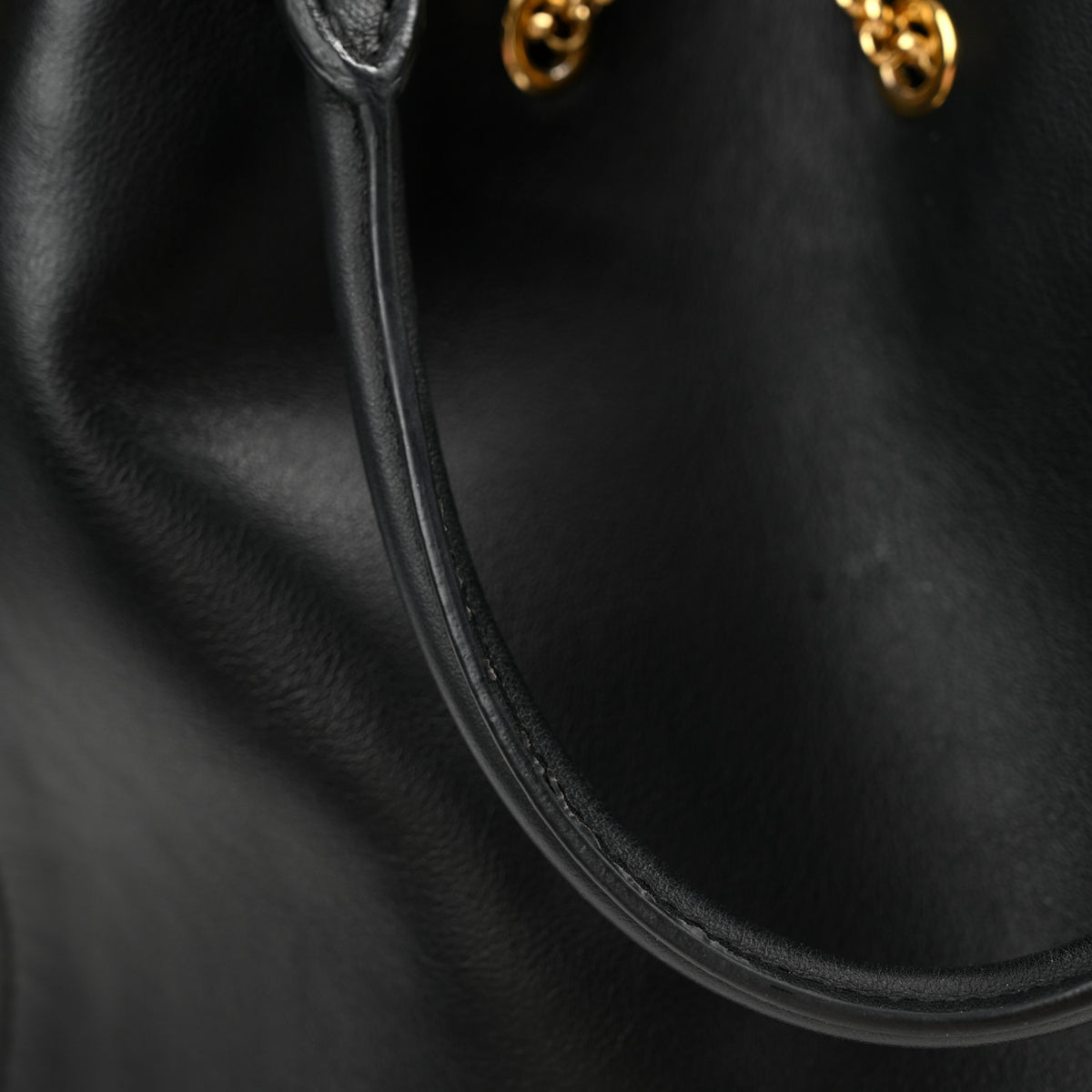Fendi Vitello Grace King Karligraphy Chain Bucket Bag Black Bisquit 13 of 13