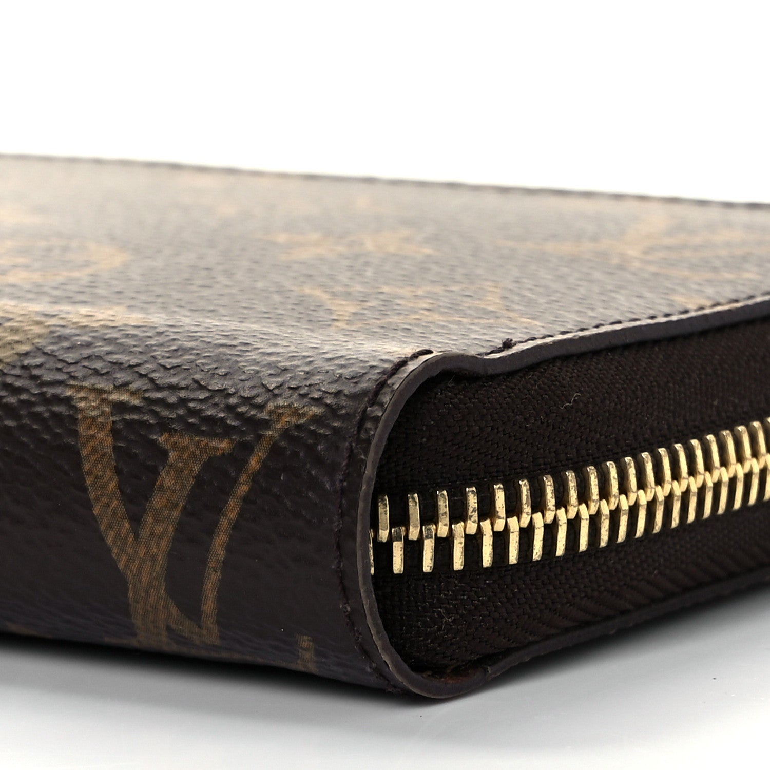 Louis Vuitton Monogram Zippy Wallet 8 of 9