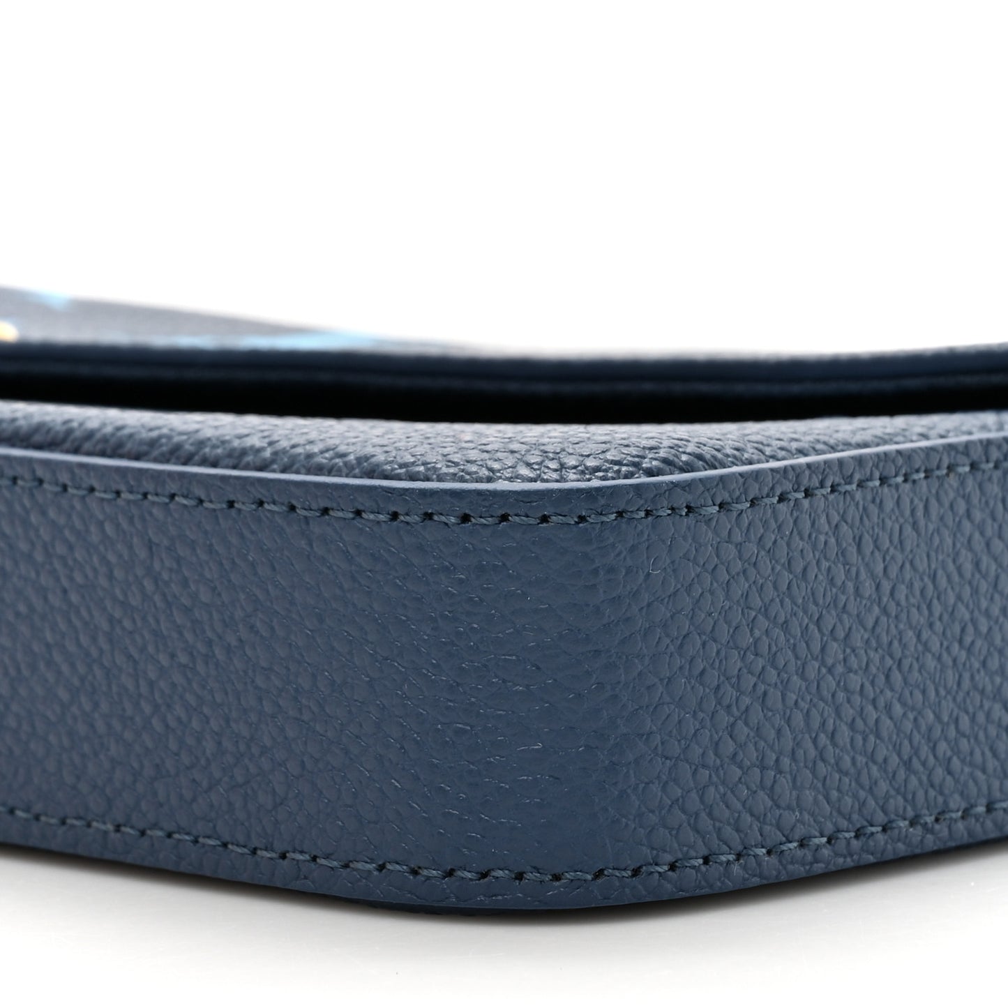 Empreinte Monogram Giant Felicie Pochette Chain Wallet Gradient Blue