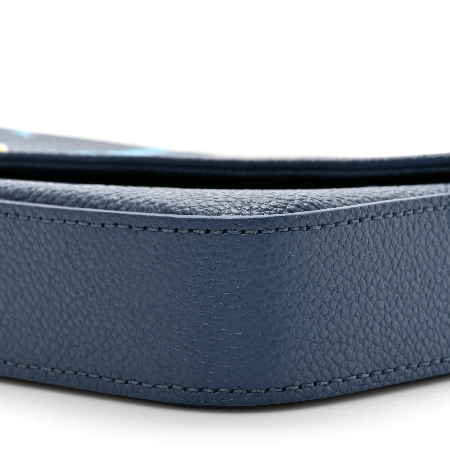 Louis Vuitton Empreinte Monogram Giant Felicie Pochette Chain Wallet Gradient Blue 11 of 13