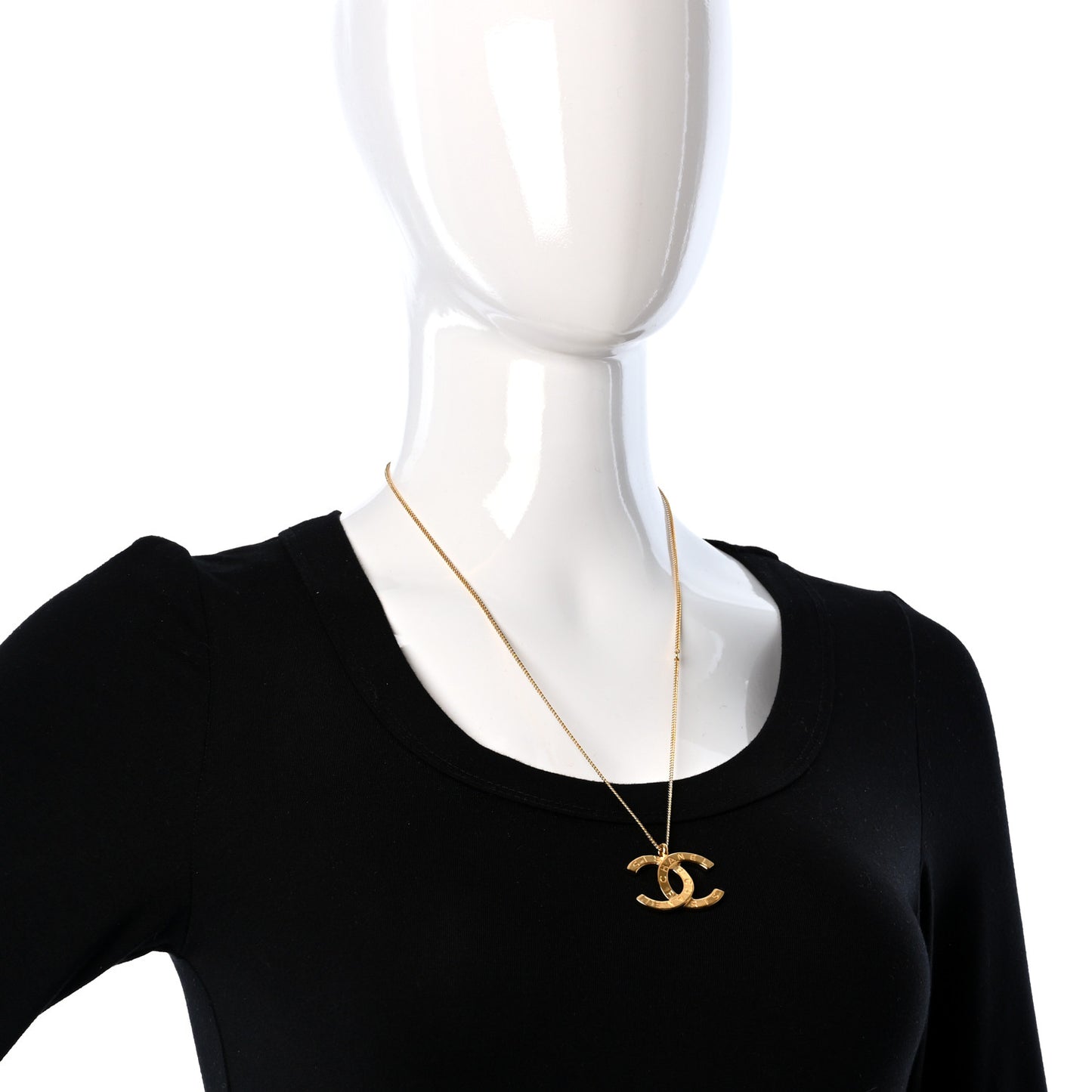 Metal CC Paris Button Necklace Gold