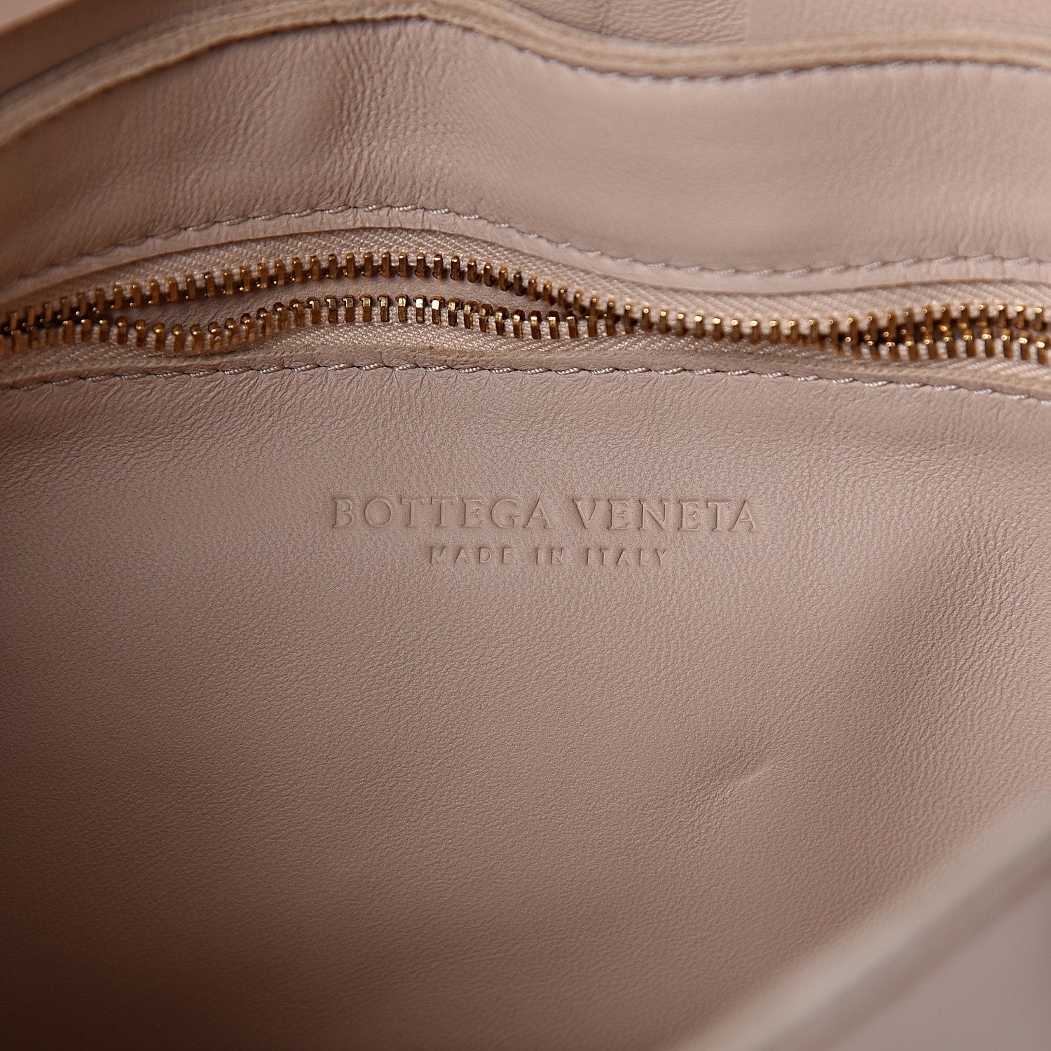 Bottega Veneta Nappa Maxi Intreccio Cassette Bag Nude 6 of 10