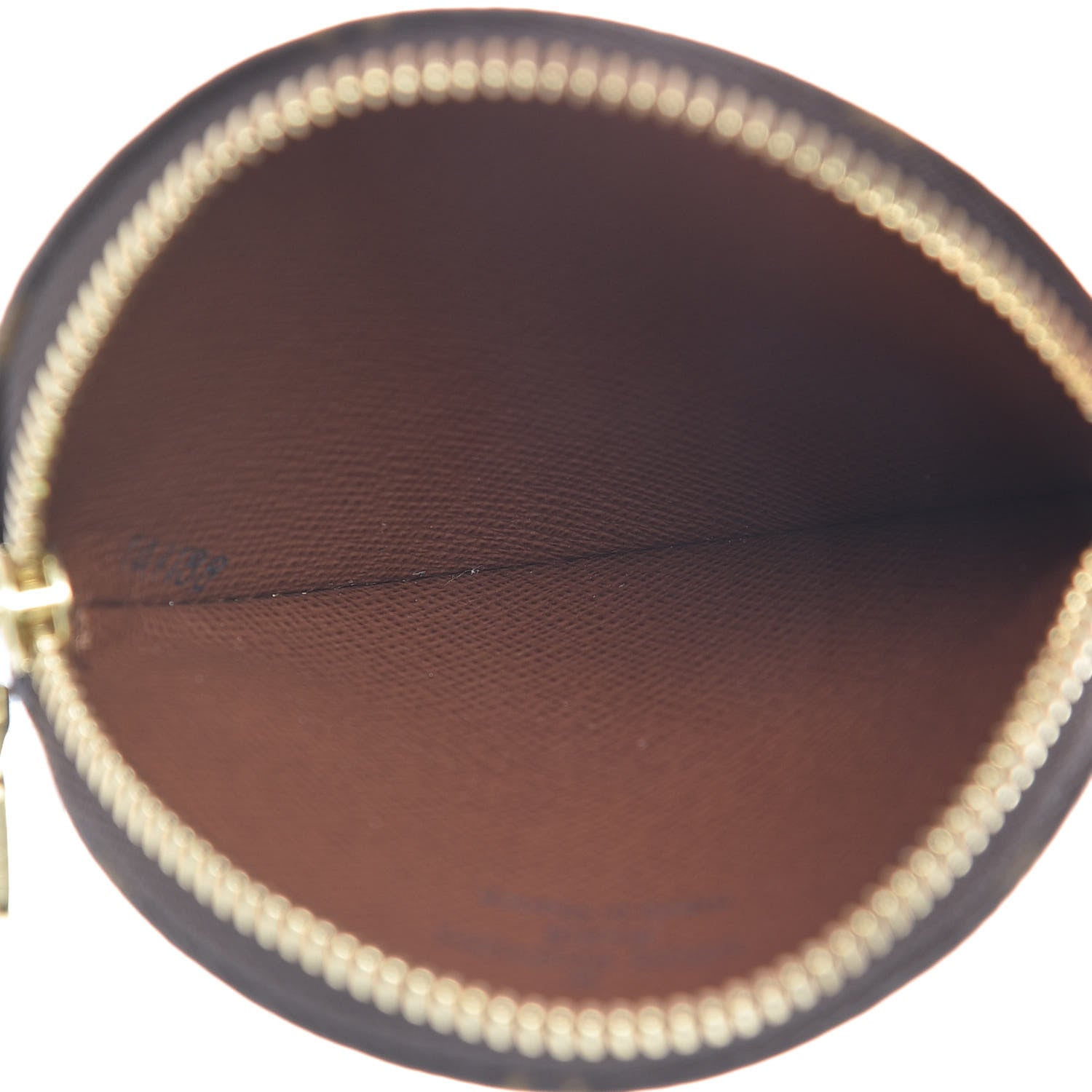 Louis Vuitton Monogram Round Coin Purse 5 of 8