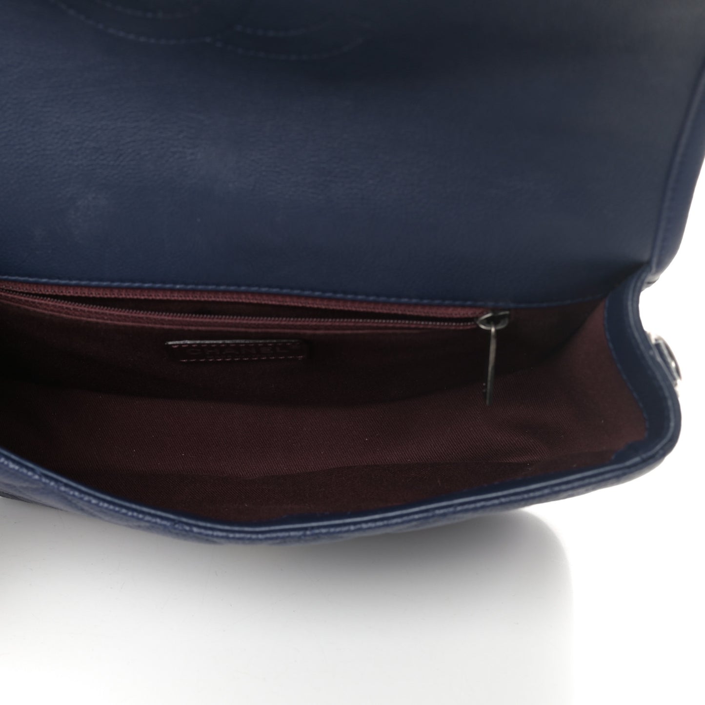 Caviar Iridescent Calfskin Quilted Medium Daily Carry Messenger Navy