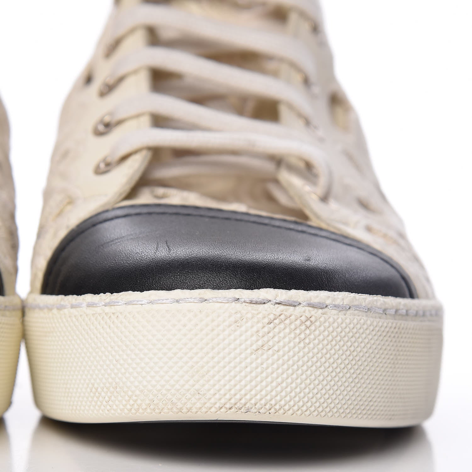 Chanel Grained Goatskin Hollow Out Flower Sneakers 39.5 White Black 9 of 14