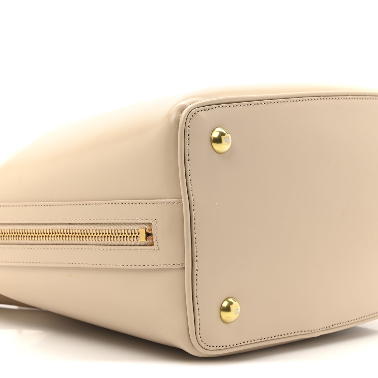 Calfskin Medium Emmanuelle Bucket Bag Nude Powder