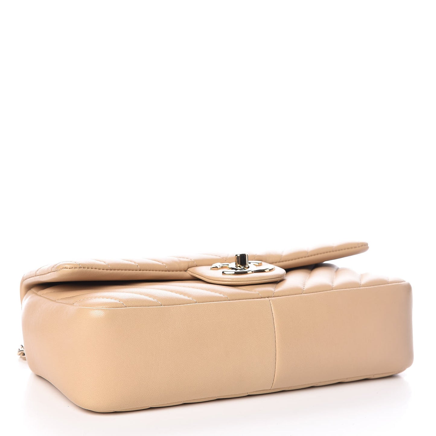 Lambskin Surpique Chevron Quilted Small Single Flap Light Beige