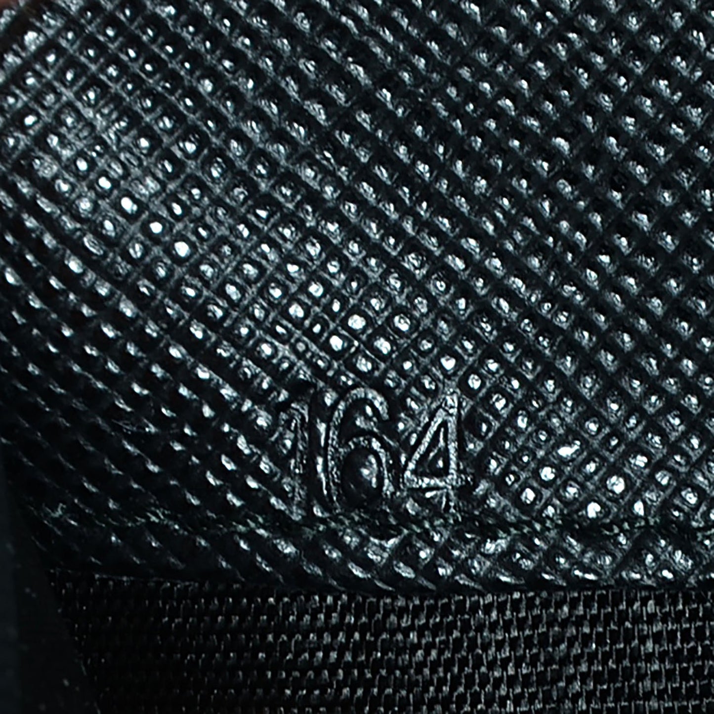 Saffiano Metal Zip Around Wallet Nero Black