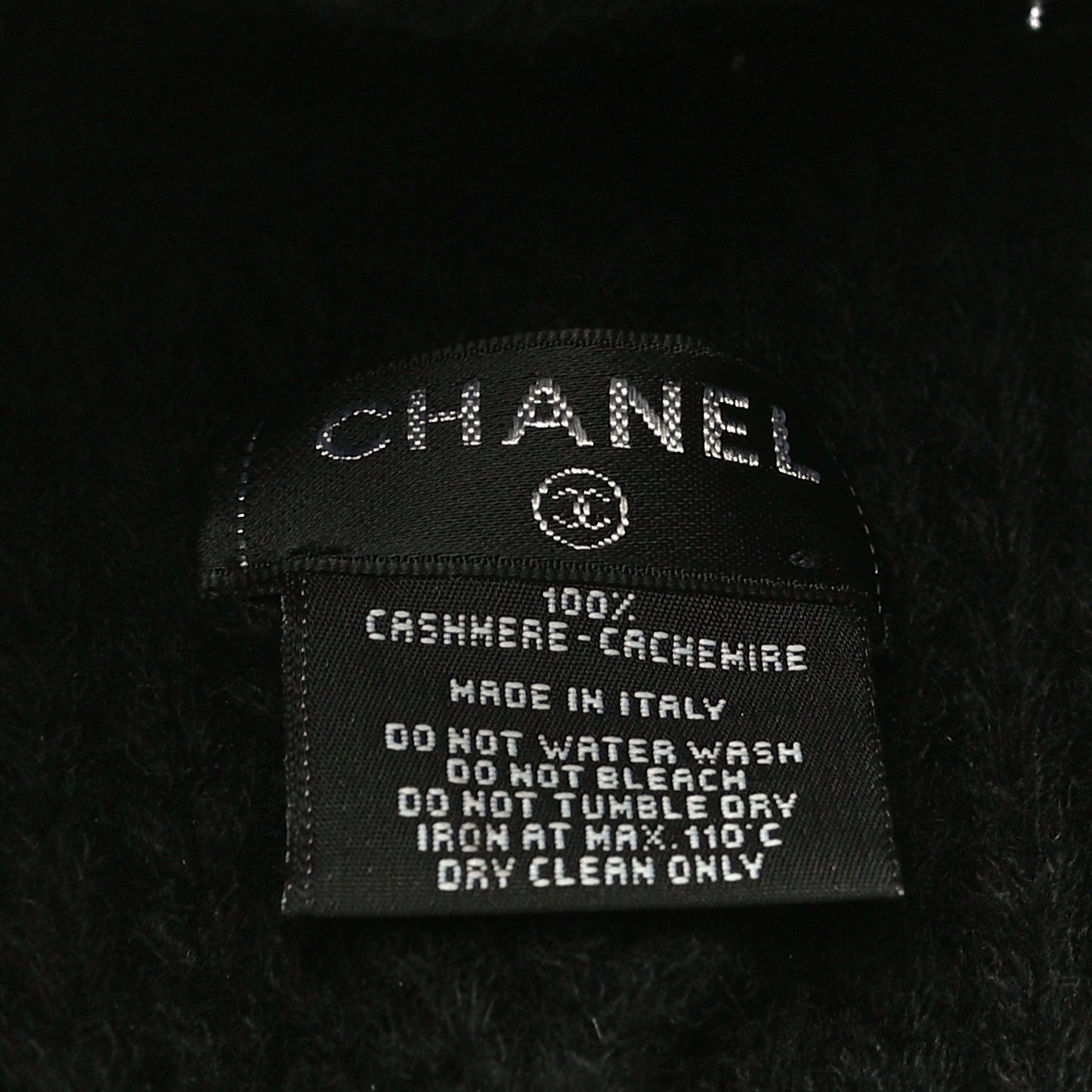 Cashmere CC Beanie Hat Black White