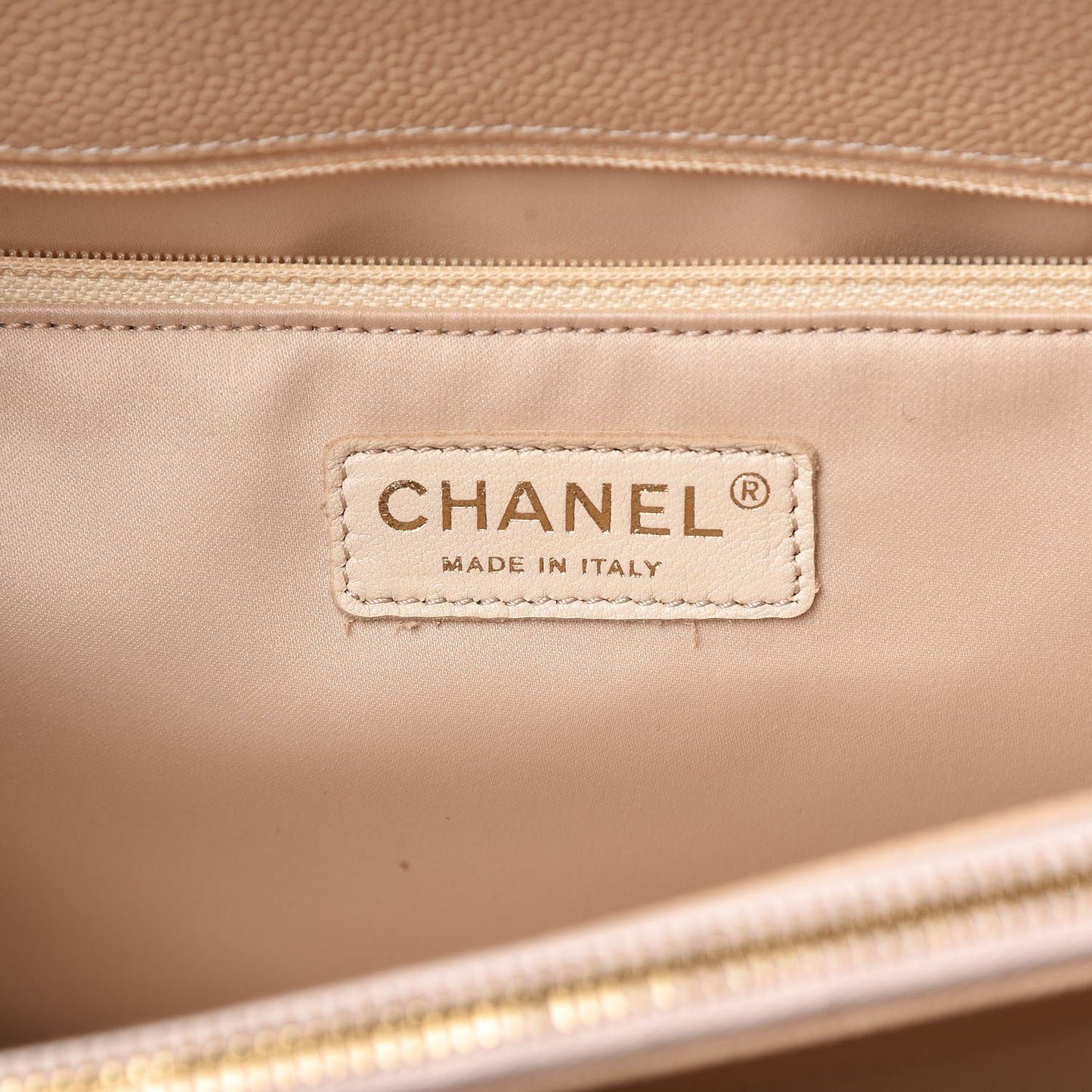 Caviar Quilted Grand Shopping Tote GST Beige Clair
