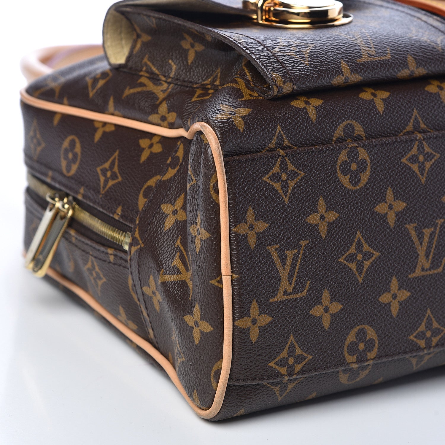 Louis Vuitton Monogram Manhattan GM 7 of 15