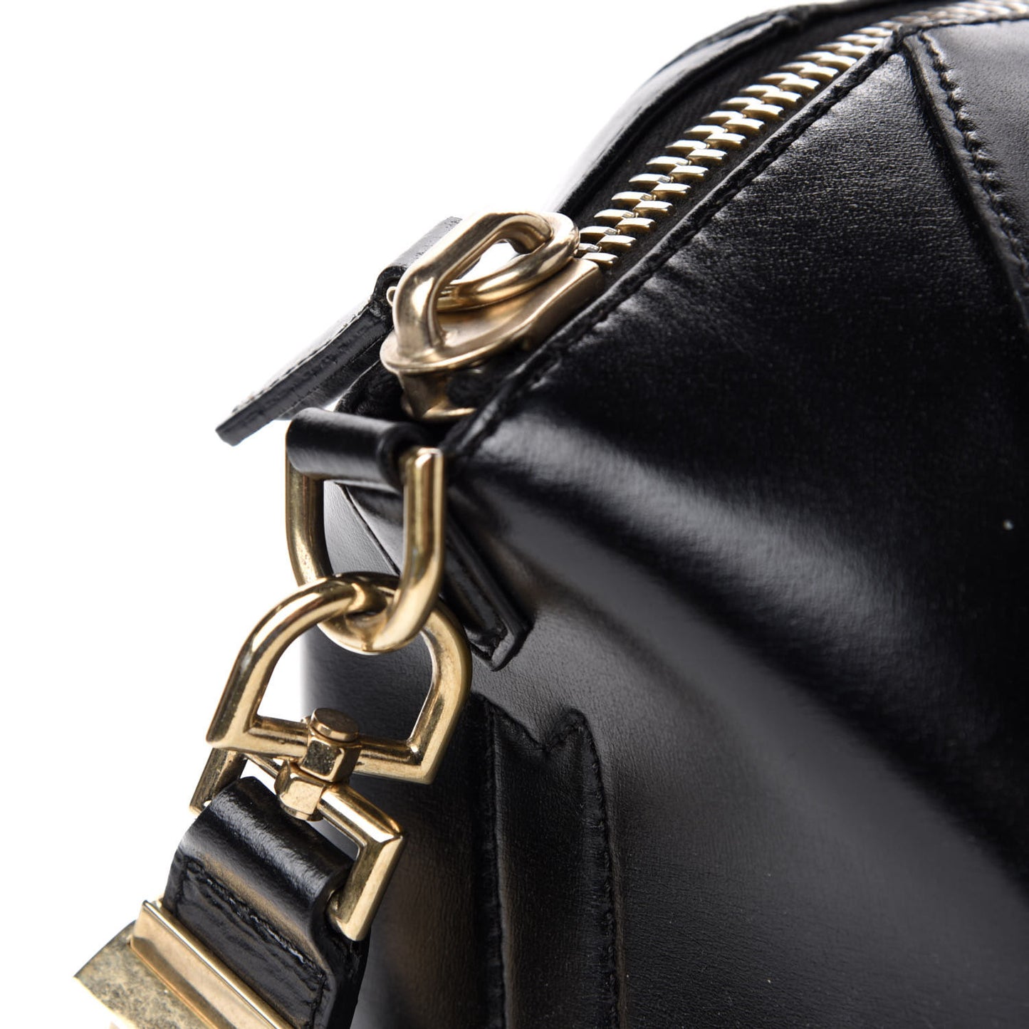 Shiny Lord Calfskin Medium Antigona Black