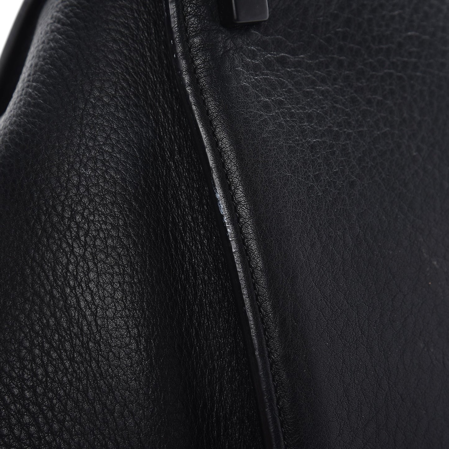 Supple Calfskin Medium Phantom Luggage Black