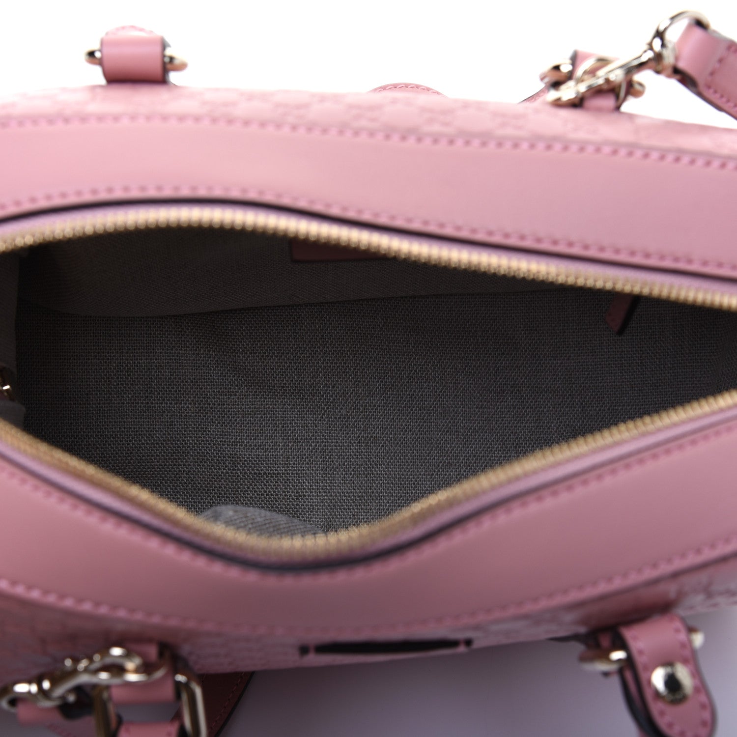 Gucci Soft Microguccissima Medium Crossbody Bag Soft Pink 5 of 17