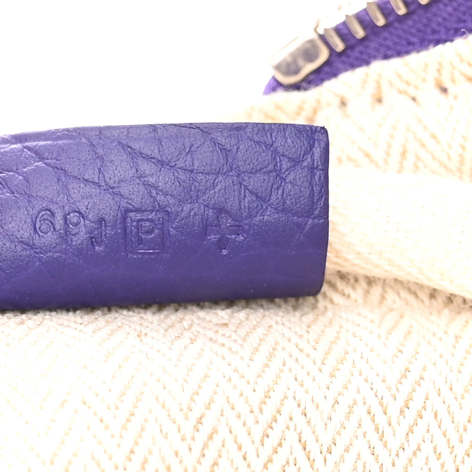 Hermes Taurillon Clemence Victoria Elan 38 Iris 7 of 13