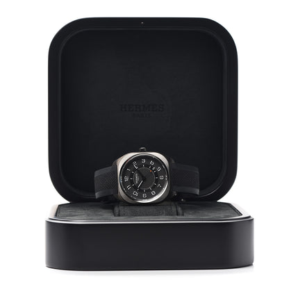 Hermes DLC Coated Titanium Rubber 39mm H08 Automatic Watch Noir 6 of 6