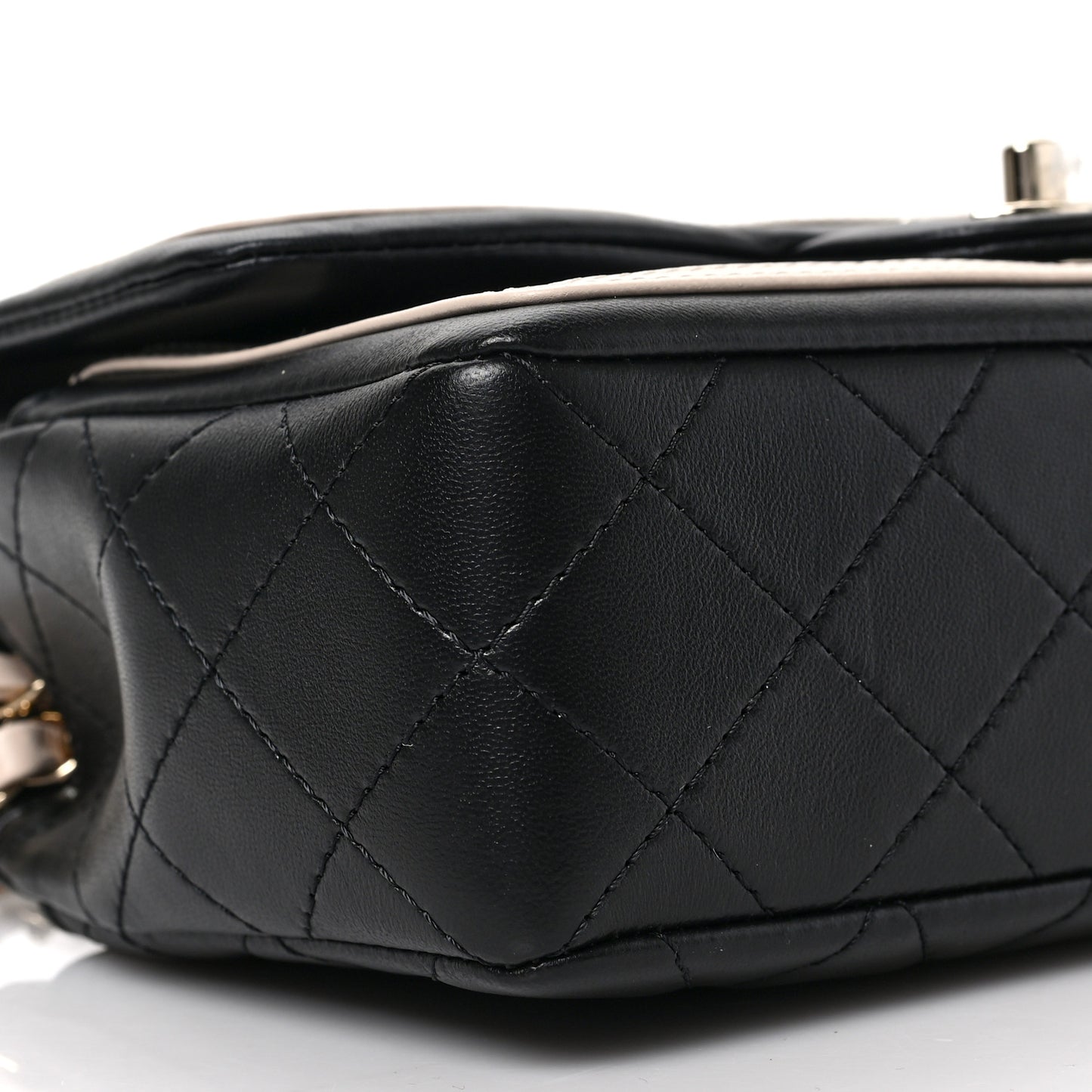 Lambskin Quilted Bicolor Flap Black Beige