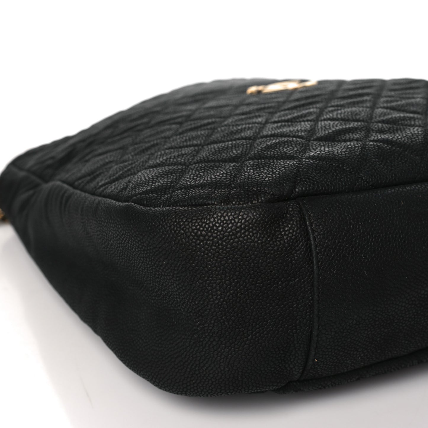 Iridescent Caviar Quilted Country Chic Hobo Black