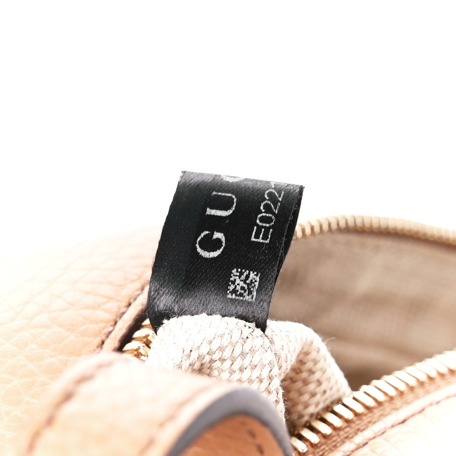Gucci Pebbled Calfskin Small Soho Disco Bag Camelia 8 of 11