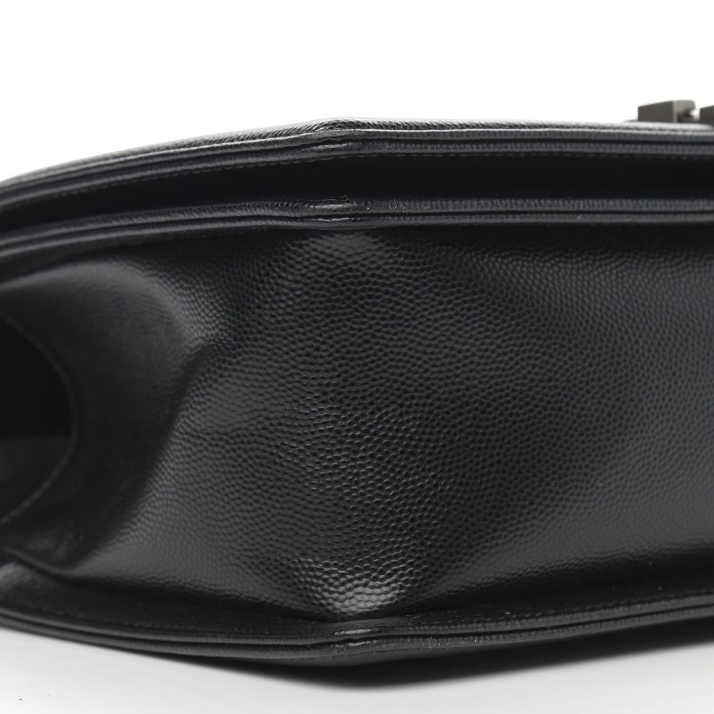 Caviar Quilted Medium Boy Flap Black