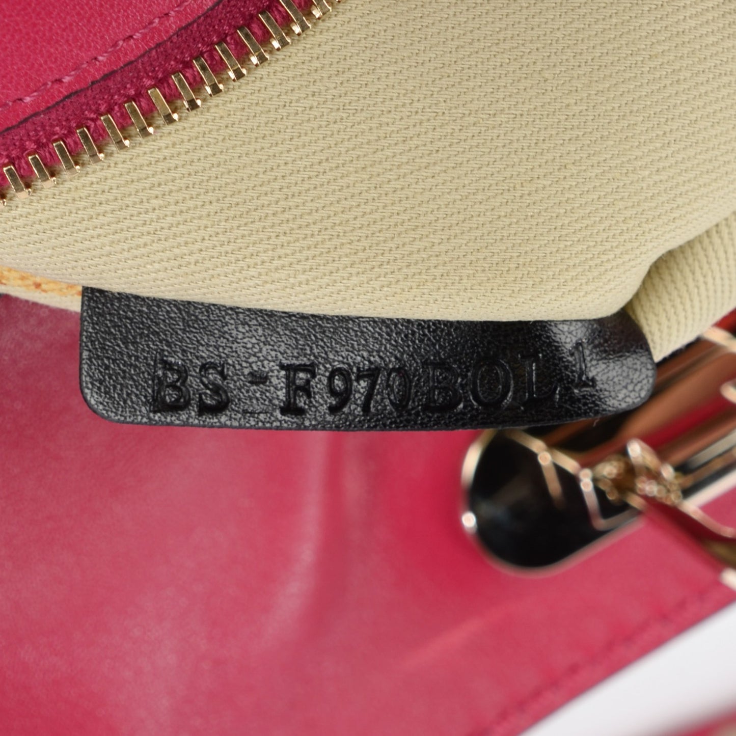 Vitello Medium Rockstud Tote Cyclamin